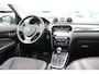 Suzuki Vitara 1.5 Style Hybrid Automaat | Trekhaak | Opendak | Parkeersensoren rondom |