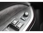 Suzuki Vitara 1.5 Style Hybrid Automaat | Trekhaak | Opendak | Parkeersensoren rondom |