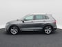 Volkswagen Tiguan 1.5 TSi 150 Pk R-Line | Navigatie | Full LED | Trekhaak | Camera | 19 Inch | Head-Up | Adaptive Cruise | 80.932 Km!!