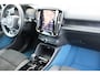 Volvo XC40 Recharge Ultimate 70 kWh | Fjord blue Carpet | 360 | H&K audio | Panorama dak | Stoel/stuurwiel verwarming | BLIS |