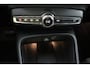 Volvo XC40 2.0 B4 Plus Dark | Trekhaak | Sand Dune! | Haman/Kardon | Allseason | Camera |
