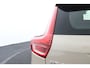 Volvo XC40 2.0 B4 Plus Dark | Trekhaak | Sand Dune! | Haman/Kardon | Allseason | Camera |