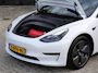 Tesla Model 3 RWD 60kWh PLUS/ WARMTEPOMP/ LFP ACCU/ TREKHAAK/ NL-AUTO 1STE EIGENAAR/ SOH 93%