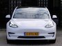 Tesla Model 3 RWD 60kWh PLUS/ WARMTEPOMP/ LFP ACCU/ TREKHAAK/ NL-AUTO 1STE EIGENAAR/ SOH 93%