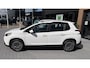 Peugeot 2008 1.2 PureT. Blue Lion nw distributie