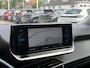 Peugeot e-2008 EV Blue Lease Allure 50 kWh | Achteruitrijcamera | Navigatie | Trekhaak voor fietsendrager | Navigatie | Cruise Control