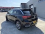 Volkswagen T-Roc 1.5 TSI Sport R-Line Trekhaak Carplay Achteruitrijcamera 4S Banden Stoelverwarming