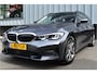 BMW 3-Serie Touring 330i High Executive Aut. | Sfeerverl | Stoelverwarming | Navi | Deal. OH