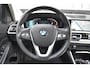 BMW 3-Serie Touring 330i High Executive Aut. | Sfeerverl | Stoelverwarming | Navi | Deal. OH