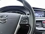 Volvo V40 T3 152PK Polar+ Sport / 18 inch velgen / H&K audio / Trekhaak / Panoramisch dak / Pdc camera / Bluetooth / Stoelverwarming.