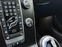Volvo V40 T3 152PK Polar+ Sport / 18 inch velgen / H&K audio / Trekhaak / Panoramisch dak / Pdc camera / Bluetooth / Stoelverwarming.