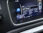 Volvo V40 T3 152PK Polar+ Sport / 18 inch velgen / H&K audio / Trekhaak / Panoramisch dak / Pdc camera / Bluetooth / Stoelverwarming.
