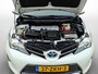Toyota Auris 1.8 Hybrid Lease | Dealer onderhouden | Panoramadak | Navigatie | Climate Control | Cruise Control | Achteruitrijcamera |