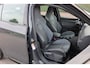 Volkswagen Golf 1.5 eTSI R-Line, Automaat, Zeer compleet, 17 inch, Cruise, Clima, Digitaal dash, Parkeersensoren, Led, Prachtige uitvoering, Apple en Android we connect
