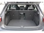 Volkswagen Golf 1.5 eTSI R-Line, Automaat, Zeer compleet, 17 inch, Cruise, Clima, Digitaal dash, Parkeersensoren, Led, Prachtige uitvoering, Apple en Android we connect