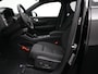 Volvo EX40 Single Extended Plus Black Edition Europa 82 kWh | Panoramadak | Harman/Kardon | Elek stoelen | Camera | Adaptive Cruise | BLIS