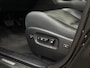 Lexus RX 450h 4WD President | Luchtvering | Dealer Onderhouden | Schuifdak | Leder Zwart | Stoelventilatie | Head-Up | Carplay | Memory | Stoelverwarming | DVD-Entertainment | Camera | Stuurverwarming |