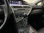 Lexus RX 450h 4WD President | Luchtvering | Dealer Onderhouden | Schuifdak | Leder Zwart | Stoelventilatie | Head-Up | Carplay | Memory | Stoelverwarming | DVD-Entertainment | Camera | Stuurverwarming |