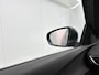 Peugeot 3008 SUV Allure Pack Business 1.6 Plug-in HYbrid 225pk Automaat | Navigatie | Achteruitrijcamera | Climate Control | Keyless start | Parkeersensoren v+a | Dodehoeksensor | Adaptieve Cruise Control | Armsteun | Led koplampen | Apple Carplay / Android Auto | Bluetooth | DAB+ radio | Donker getint glas | 18" lichtmetalen velgen |