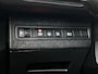 Peugeot 3008 SUV Allure Pack Business 1.6 Plug-in HYbrid 225pk Automaat | Navigatie | Achteruitrijcamera | Climate Control | Keyless start | Parkeersensoren v+a | Dodehoeksensor | Adaptieve Cruise Control | Armsteun | Led koplampen | Apple Carplay / Android Auto | Bluetooth | DAB+ radio | Donker getint glas | 18" lichtmetalen velgen |