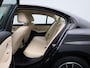 BMW 3-Serie 318i Business Edition | Virtual cockpit | Navigatie | Leder | Cruise control | Climate control | Parkeer sensoren | Memory seat
