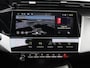Peugeot 308 SW GT 130pk Automaat | Navigatie | Achteruitrijcamera | Matrix LED koplampen | Adaptieve Cruise Control | Keyless start | Leder/Stof sportstoelen | Climate Control | Parkeersensoren v+a | Draadloze Apple CarPlay / Android Auto | Volledig digitaal instrumentenpaneel | Donker getint glas | 18" lichtmetalen velgen |