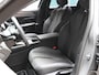 Peugeot 308 SW GT 130pk Automaat | Navigatie | Achteruitrijcamera | Matrix LED koplampen | Adaptieve Cruise Control | Keyless start | Leder/Stof sportstoelen | Climate Control | Parkeersensoren v+a | Draadloze Apple CarPlay / Android Auto | Volledig digitaal instrumentenpaneel | Donker getint glas | 18" lichtmetalen velgen |
