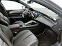 Peugeot 308 SW GT 130pk Automaat | Navigatie | Achteruitrijcamera | Matrix LED koplampen | Adaptieve Cruise Control | Keyless start | Leder/Stof sportstoelen | Climate Control | Parkeersensoren v+a | Draadloze Apple CarPlay / Android Auto | Volledig digitaal instrumentenpaneel | Donker getint glas | 18" lichtmetalen velgen |