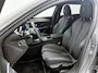 Peugeot 308 SW GT 130pk Automaat | Navigatie | Achteruitrijcamera | Matrix LED koplampen | Adaptieve Cruise Control | Keyless start | Leder/Stof sportstoelen | Climate Control | Parkeersensoren v+a | Draadloze Apple CarPlay / Android Auto | Volledig digitaal instrumentenpaneel | Donker getint glas | 18" lichtmetalen velgen |