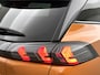 Peugeot e-2008 SUV EV GT 50 kWh 136pk | Accu 96% | Navigatie | Achteruitrijcamera | Full Led koplampen | 3D Cockpit | Climate Control | Cruise Control | Half Lederen sportstoelen | Parkeersensoren v+a | Keyless start | Apple Carplay / Android Auto | DAB+ radio | Donker getint glas | 17" lichtmetalen velgen |