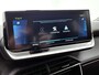 Peugeot e-2008 SUV EV GT 50 kWh 136pk | Accu 96% | Navigatie | Achteruitrijcamera | Full Led koplampen | 3D Cockpit | Climate Control | Cruise Control | Half Lederen sportstoelen | Parkeersensoren v+a | Keyless start | Apple Carplay / Android Auto | DAB+ radio | Donker getint glas | 17" lichtmetalen velgen |