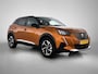 Peugeot e-2008 SUV EV GT 50 kWh 136pk | Accu 96% | Navigatie | Achteruitrijcamera | Full Led koplampen | 3D Cockpit | Climate Control | Cruise Control | Half Lederen sportstoelen | Parkeersensoren v+a | Keyless start | Apple Carplay / Android Auto | DAB+ radio | Donker getint glas | 17" lichtmetalen velgen |