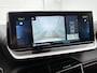 Peugeot e-2008 SUV EV GT 50 kWh 136pk | Accu 96% | Navigatie | Achteruitrijcamera | Full Led koplampen | 3D Cockpit | Climate Control | Cruise Control | Half Lederen sportstoelen | Parkeersensoren v+a | Keyless start | Apple Carplay / Android Auto | DAB+ radio | Donker getint glas | 17" lichtmetalen velgen |