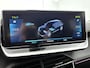 Peugeot e-2008 SUV EV GT 50 kWh 136pk | Accu 96% | Navigatie | Achteruitrijcamera | Full Led koplampen | 3D Cockpit | Climate Control | Cruise Control | Half Lederen sportstoelen | Parkeersensoren v+a | Keyless start | Apple Carplay / Android Auto | DAB+ radio | Donker getint glas | 17" lichtmetalen velgen |