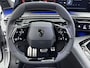 Peugeot E-3008 SUV Launch Edition Dual Motor 73 kWh 325pk | Accu 99% | 490km WLTP Actieradius | Navigatie | Panoramisch schuif-kanteldak | 360° camera | Lederen AGR stoel elektrisch+geheugen+massage | FOCAL HiFi | Adaptieve cruise control | Handsfree achterklep | Matrix LED koplampen | Stoel- en stuurverwarming | Keyless | Draadloze Apple Carplay / Android Auto + telefoonlader | Dodehoeksensor | Parkeersensoren v+a | Donker getint glas | 20" Lichtmetalen velgen |
