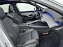 Peugeot E-3008 SUV Launch Edition Dual Motor 73 kWh 325pk | Accu 99% | 490km WLTP Actieradius | Navigatie | Panoramisch schuif-kanteldak | 360° camera | Lederen AGR stoel elektrisch+geheugen+massage | FOCAL HiFi | Adaptieve cruise control | Handsfree achterklep | Matrix LED koplampen | Stoel- en stuurverwarming | Keyless | Draadloze Apple Carplay / Android Auto + telefoonlader | Dodehoeksensor | Parkeersensoren v+a | Donker getint glas | 20" Lichtmetalen velgen |