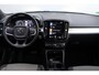 Volvo XC40 2.0 B4 Momentum Business Camera, Stoel/Stuurverwarming, Trekhaak, Cruise Control