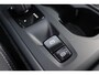 Volvo XC40 2.0 B4 Momentum Business Camera, Stoel/Stuurverwarming, Trekhaak, Cruise Control