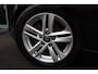 Toyota Corolla Touring Sports 1.8 Hybrid Business | Navi | Camera | ACC | Stoel + stuurverwarming