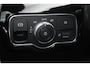 Mercedes-Benz A-klasse 200 AMG / Night pakket Edition | Panoramadak | Camera | Navigatie | Stoelverwarming | Cruise control |