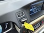 Volvo XC70 2.4 D5 AWD 215PK AUTOMAAT Nordic+ / 5 cilinder / NIVEAU REGELING  / Afn trekhaak / 18 inch / Schuif-kanteldak / Stoelverwarming / Elek stoel / Pdc voor+achter.