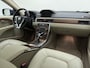 Volvo XC70 2.4 D5 AWD 215PK AUTOMAAT Nordic+ / 5 cilinder / NIVEAU REGELING  / Afn trekhaak / 18 inch / Schuif-kanteldak / Stoelverwarming / Elek stoel / Pdc voor+achter.