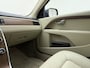 Volvo XC70 2.4 D5 AWD 215PK AUTOMAAT Nordic+ / 5 cilinder / NIVEAU REGELING  / Afn trekhaak / 18 inch / Schuif-kanteldak / Stoelverwarming / Elek stoel / Pdc voor+achter.