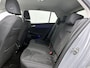 Volkswagen Golf 1.0 TSI Life | 110 PK | Ergo Stoelen (Massage + Memory) | Parkeersensoren | Lichtmetalen Velgen | Carplay / Android Auto