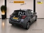 Toyota Yaris 1.5 Hybrid Style Navigatiesysteem | Stoelverwarming | Licht matealen velgen | Als nieuw !!!