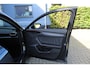 CUPRA Formentor 1.5 TSI e-Hybrid VZ Performance 272pk | SoH 100% | Panorama dak | Elektrisch wegklapbare trekhaak | Stoel/stuur verwarming | Elektrisch verstelbare stoel met memory | 360° Camera | Elektrische kofferbakklep | Keyless entry/start | Adaptive cruise controle | Schakelflippers | Apple CarPlay/Android Auto | Draadloze telefoonlader | Climate controle | Navigatie | Sfeerverlichting