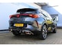 CUPRA Formentor 1.5 TSI e-Hybrid VZ Performance 272pk | SoH 100% | Panorama dak | Elektrisch wegklapbare trekhaak | Stoel/stuur verwarming | Elektrisch verstelbare stoel met memory | 360° Camera | Elektrische kofferbakklep | Keyless entry/start | Adaptive cruise controle | Schakelflippers | Apple CarPlay/Android Auto | Draadloze telefoonlader | Climate controle | Navigatie | Sfeerverlichting