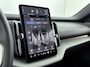 Volvo EX30 Cross Country Twin Motor Performance Ultra 69 kWh | Panoramadak | PDC V+A en 360 camera | Getint Glas | Harman en Kardon | Keyless | Stoel + Stuurverwarming | 20 inch LM |