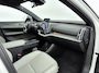 Volvo EX30 Cross Country Twin Motor Performance Ultra 69 kWh | Panoramadak | PDC V+A en 360 camera | Getint Glas | Harman en Kardon | Keyless | Stoel + Stuurverwarming | 20 inch LM |