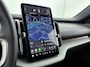 Volvo EX30 Cross Country Twin Motor Performance Ultra 69 kWh | Panoramadak | PDC V+A en 360 camera | Getint Glas | Harman en Kardon | Keyless | Stoel + Stuurverwarming | 20 inch LM |